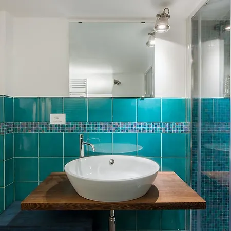 Navy Blue Sant'ambrogio Appartement *
